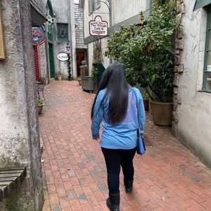 Meet your Posher, Daisy